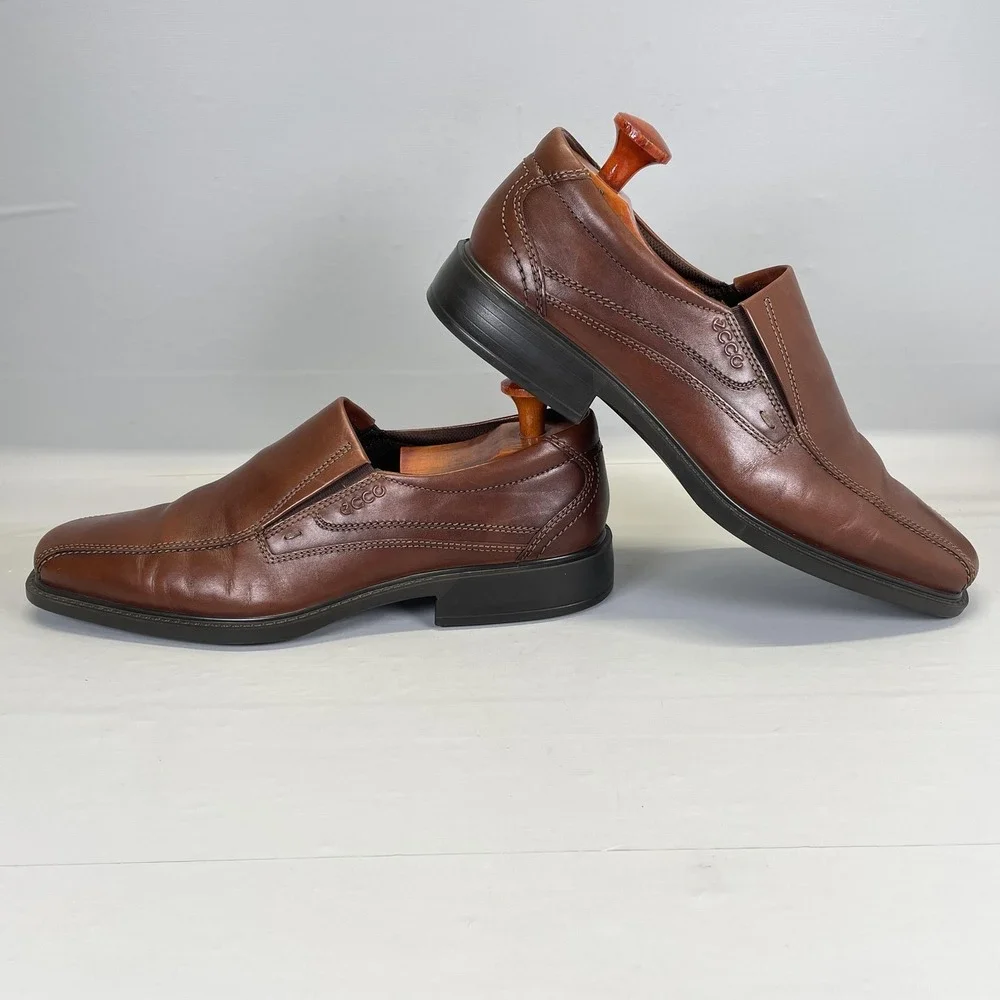 Ecco Oxford Shoes Mens Size 10 EU 44 Brown Leather Slip On Comfort Dress Casual